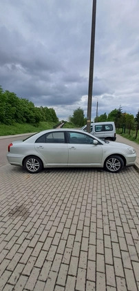 Toyota Avensis cena 10500 przebieg: 309000, rok produkcji 2005 z Gdańsk małe 29